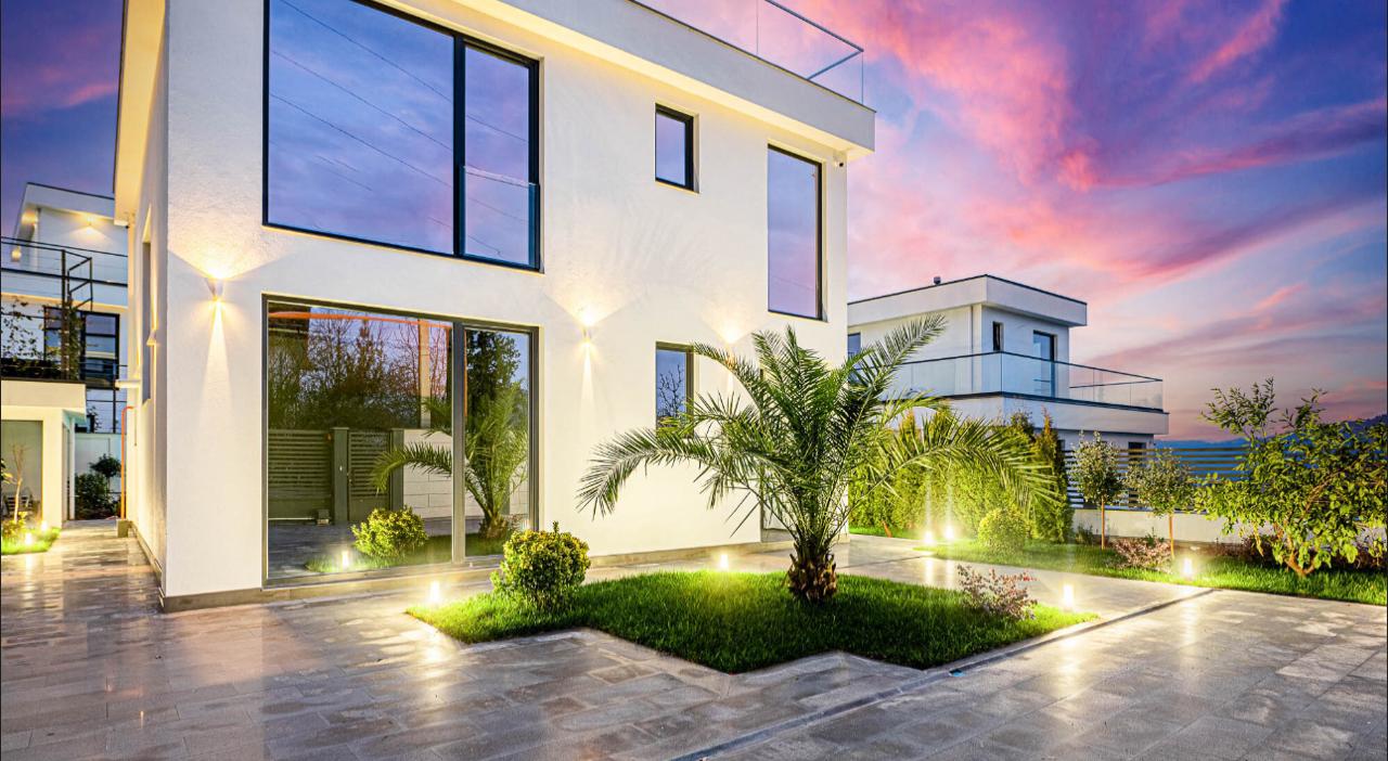 Прогулка по саду с грушами 