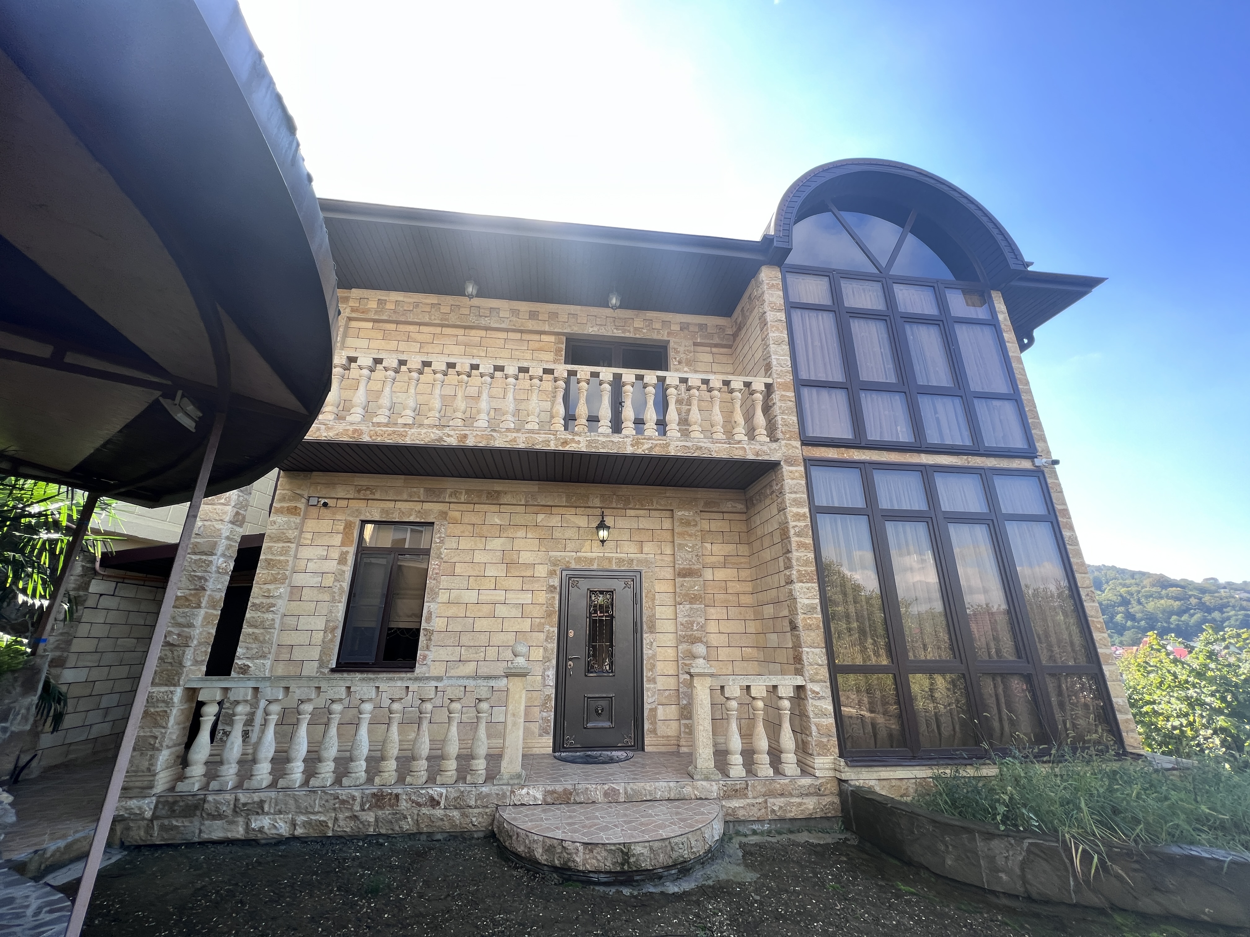 Красивай дом с качественным ремонтом 