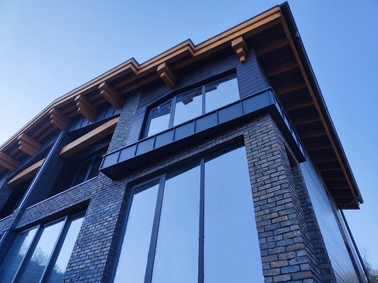 Стильный видовой дуплекс в Красной Поляне