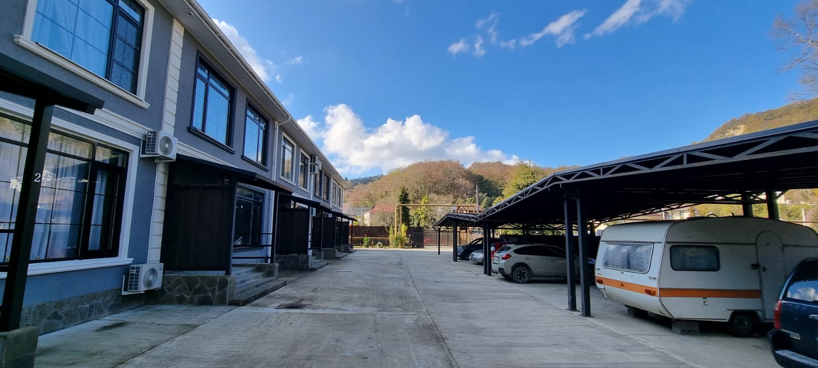 Таунхаус возле реки