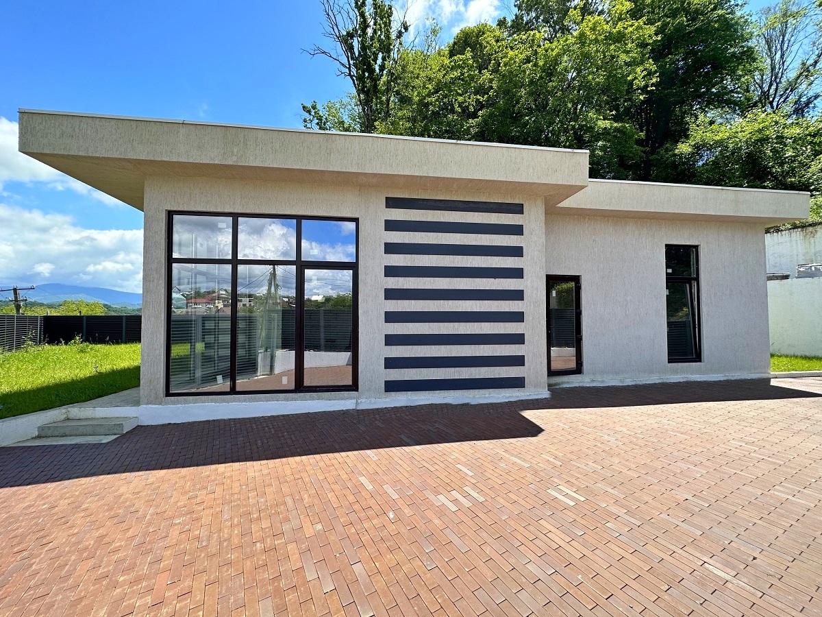 Новый одноэтажный дом 