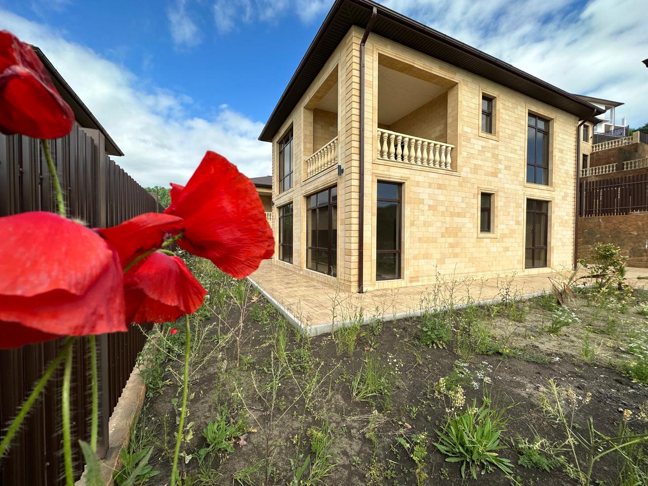 Коттеджный поселок недалеко от моря