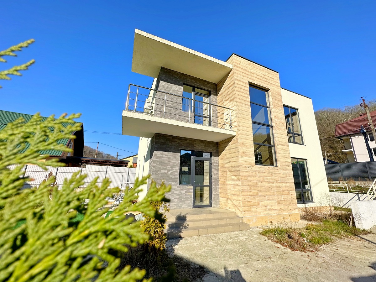 Дом с ремонтом и мебелью