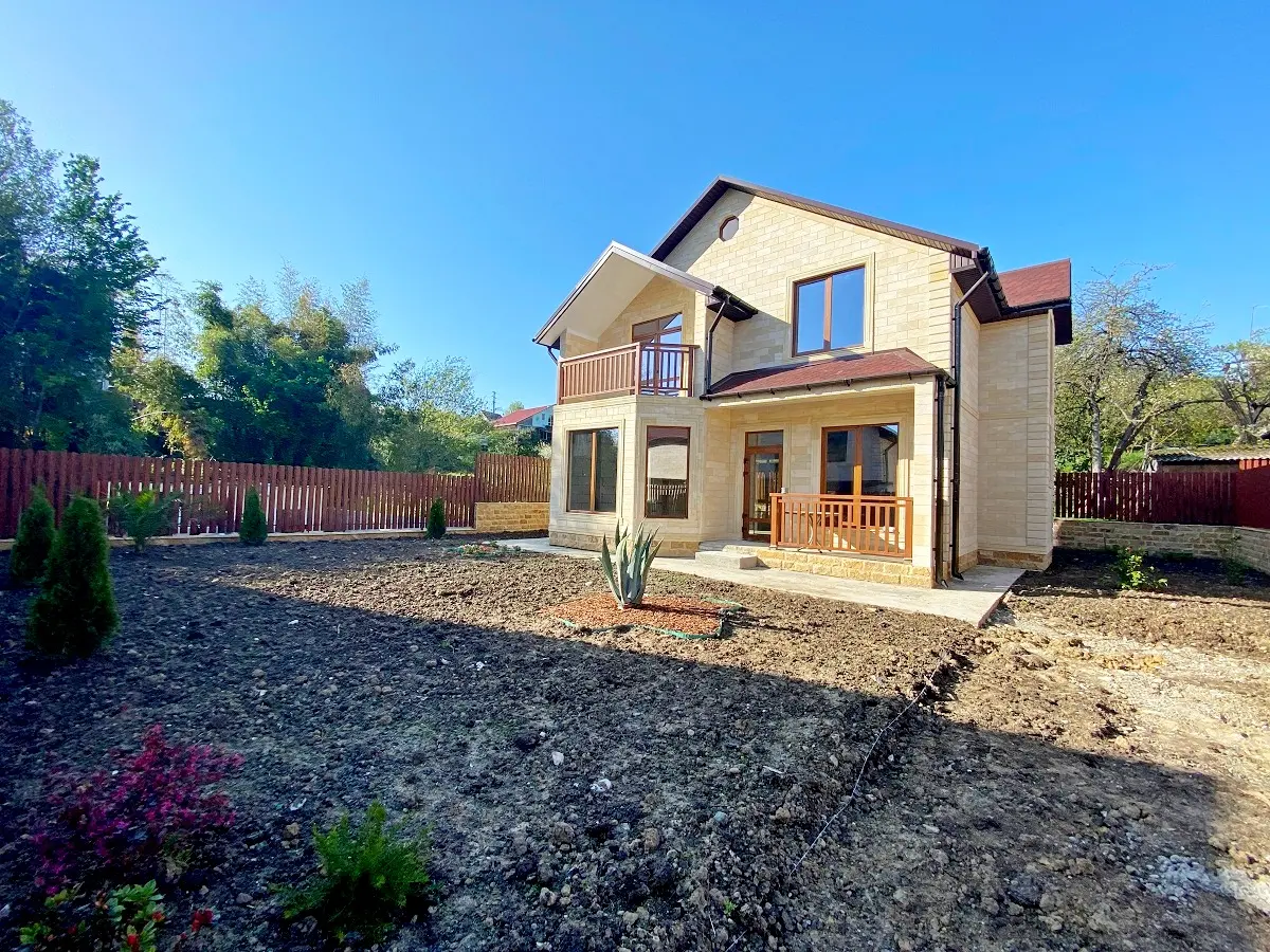 Дом в коттеджном поселке