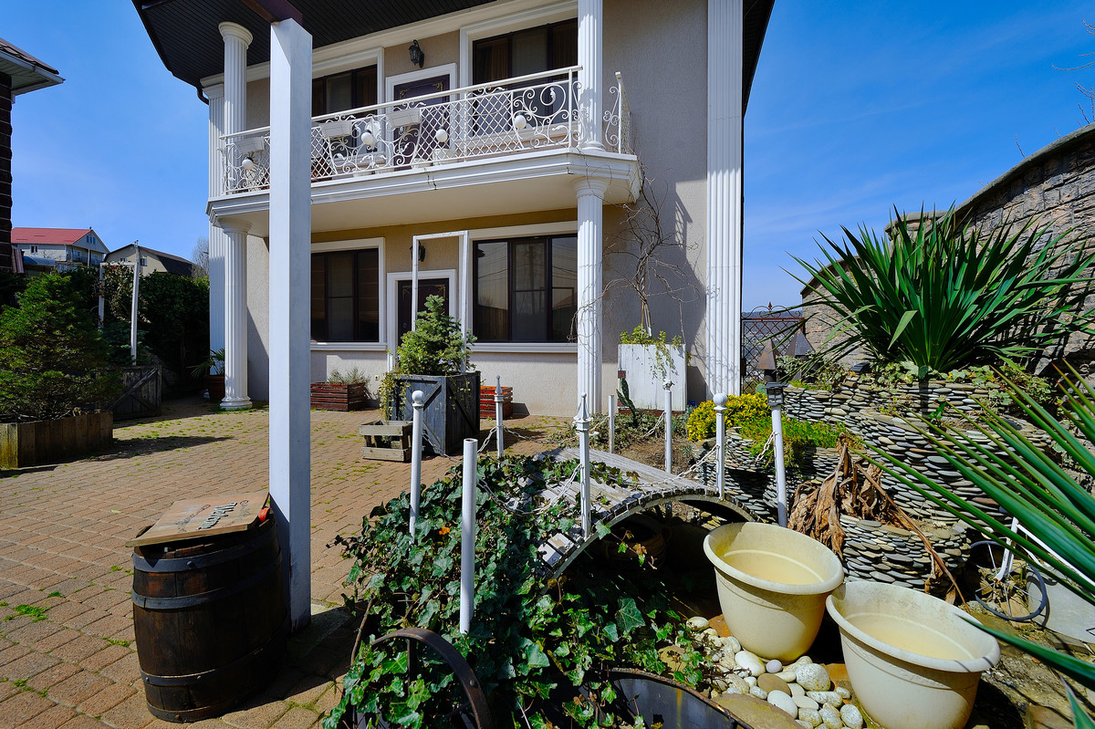 Дом с панорамным видом на горы