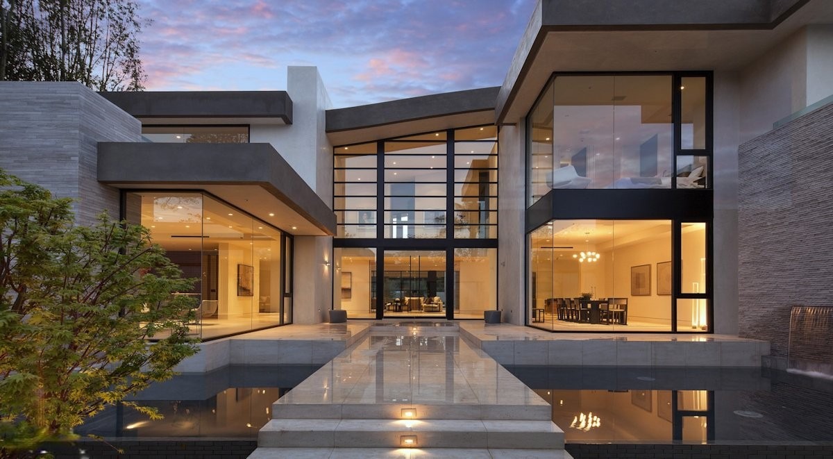 Продается дом в стиле хай-тек с ремонтом в Со...