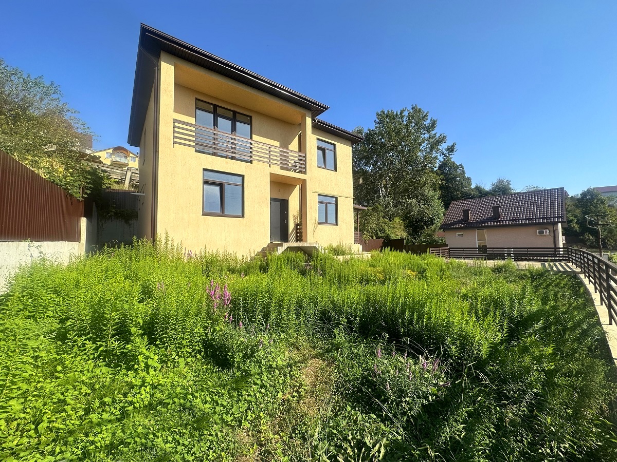 Дом с красивым видом