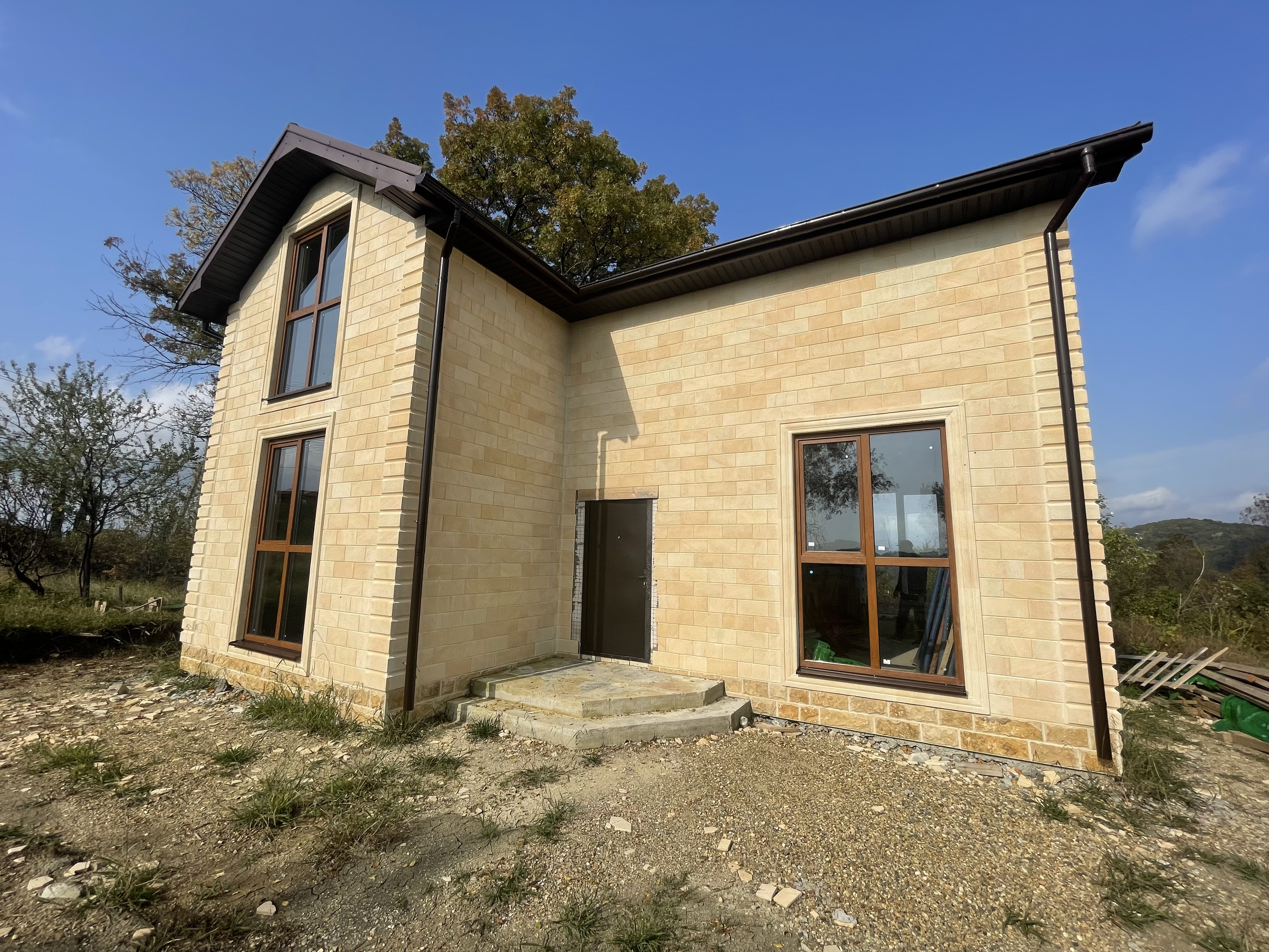 Дом в пятистах метрах от моря