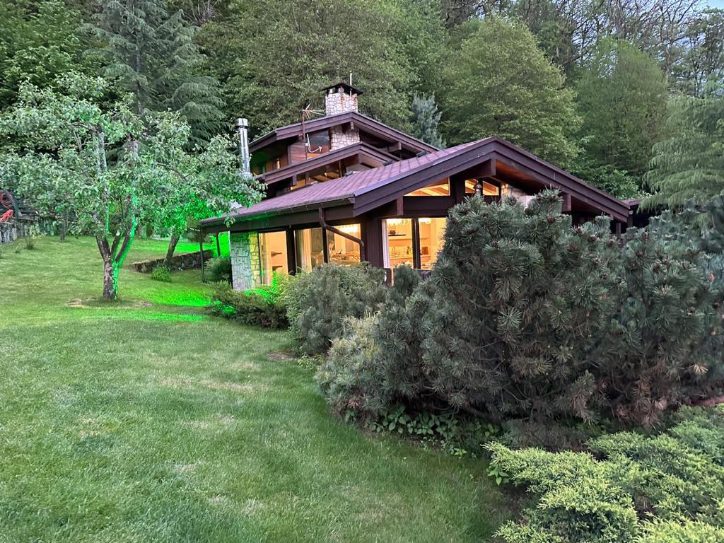 Коттедж с панорамным видом на горы - ваш угол...