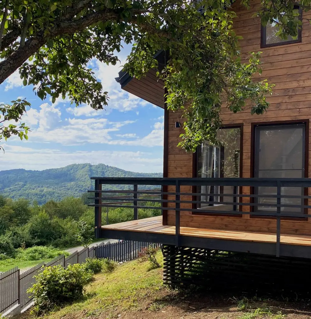 Дом с видом на горы