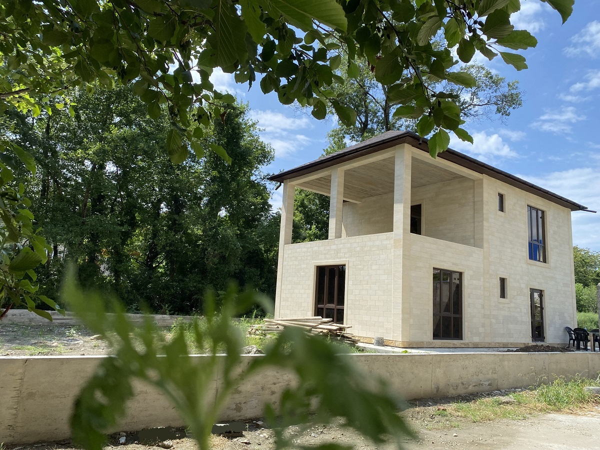 Дом на берегу моря