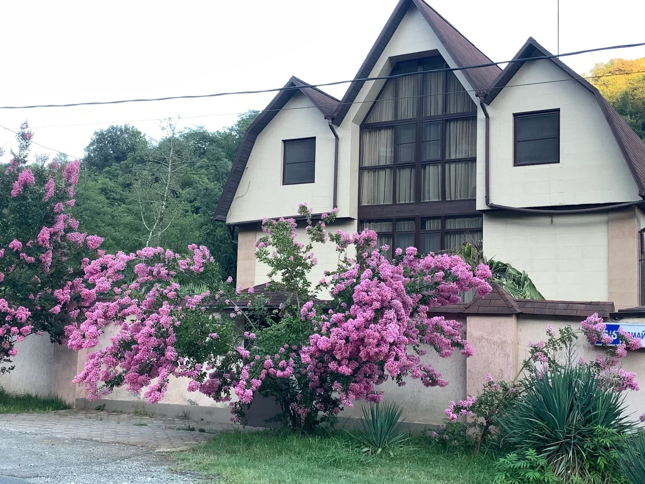 Усадьба с большим участком на Мацесте