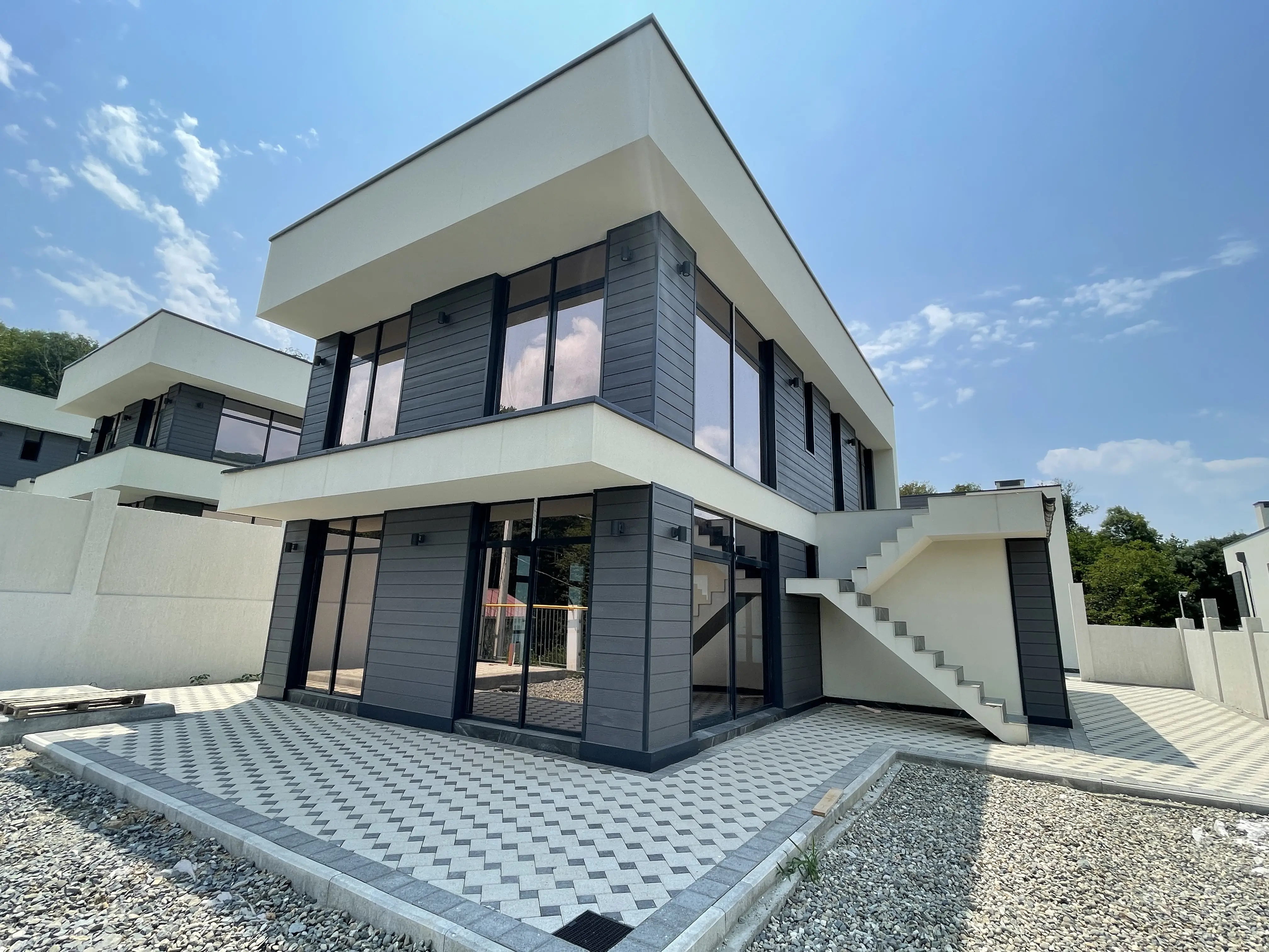 Дом с видом на горы