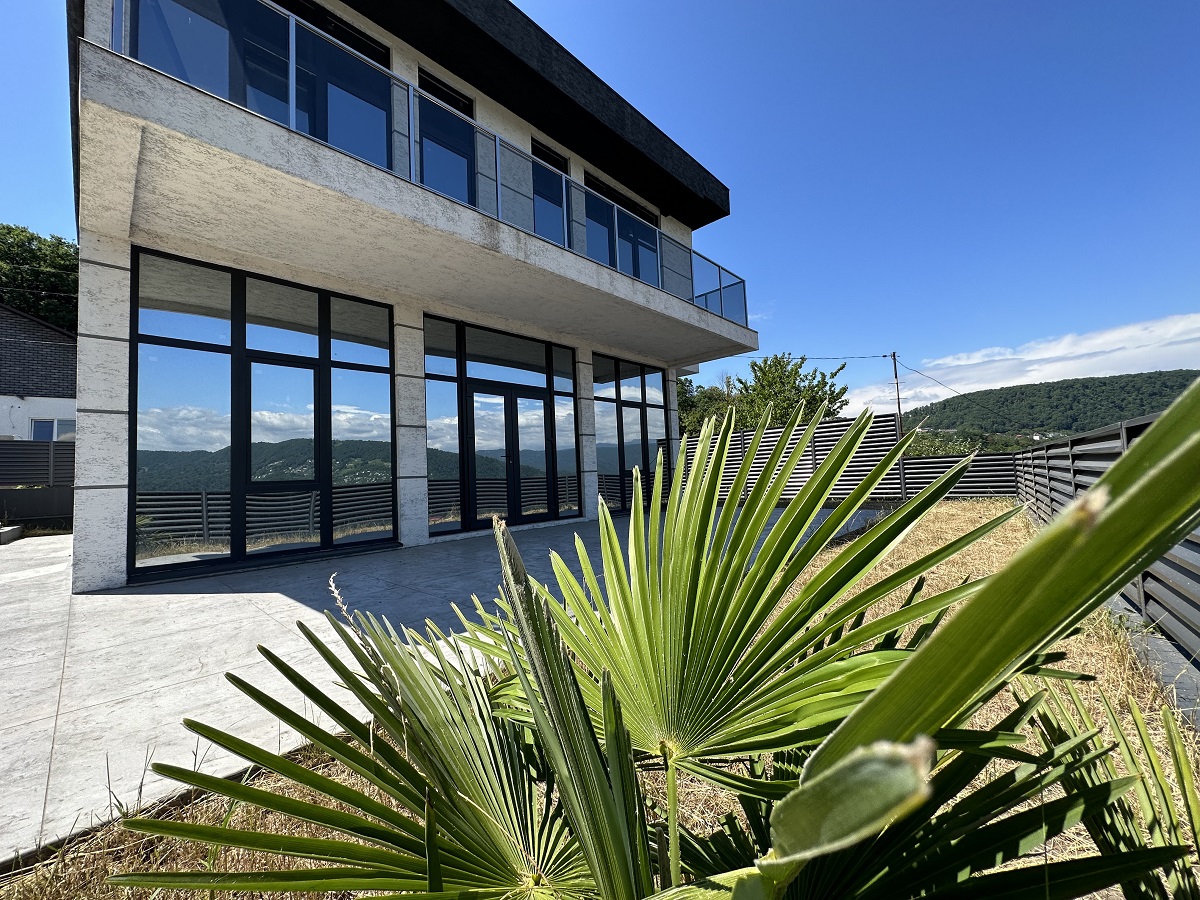 Дом недалеко от центра Сочи