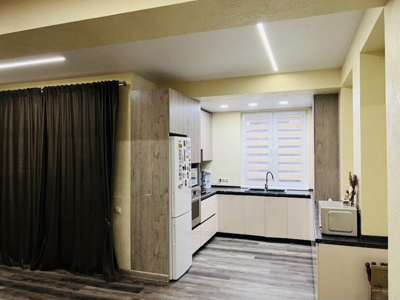 Таунхаус с ремонтом и мебелью