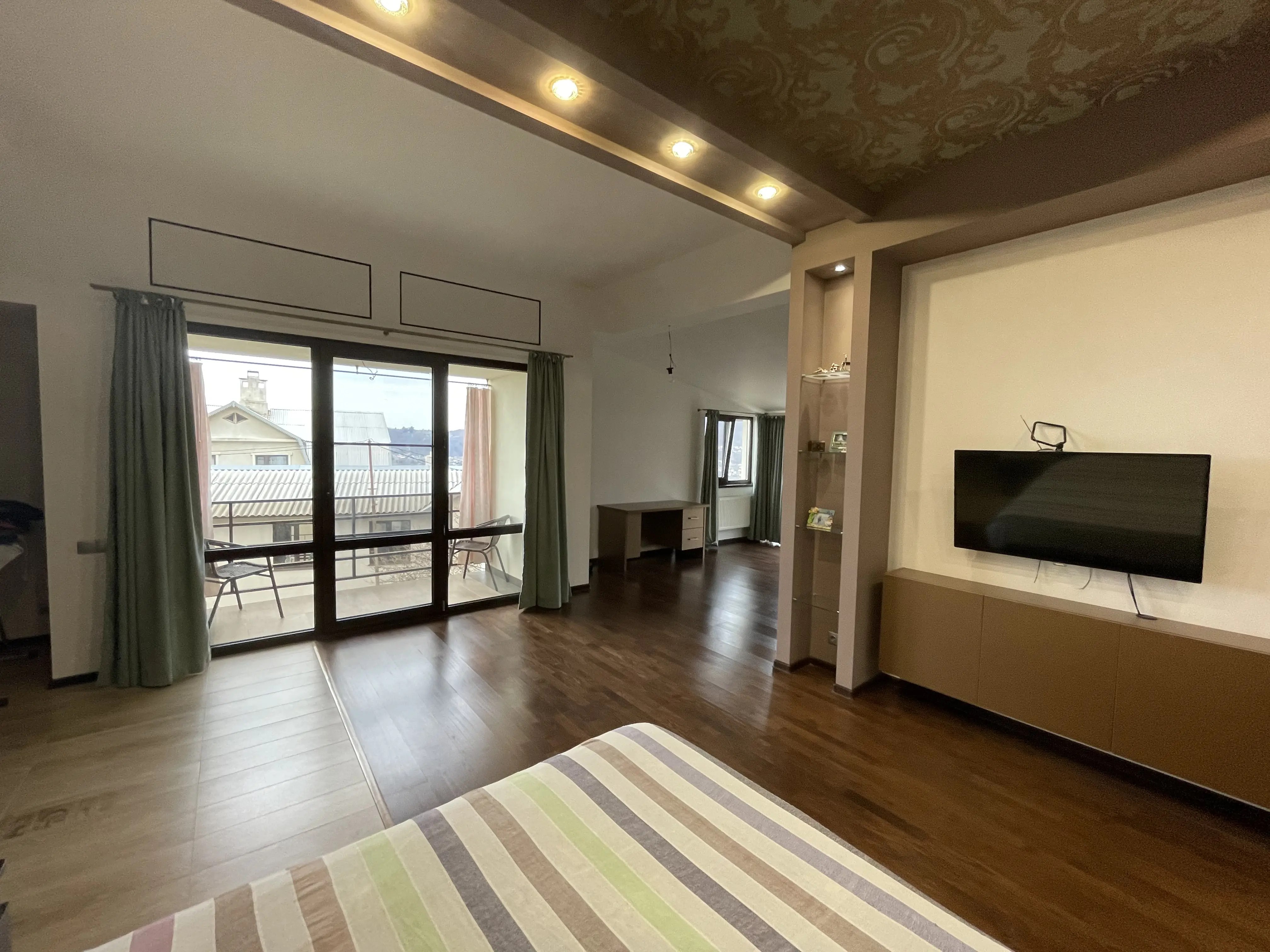 Дом с дизайнерским ремонтом