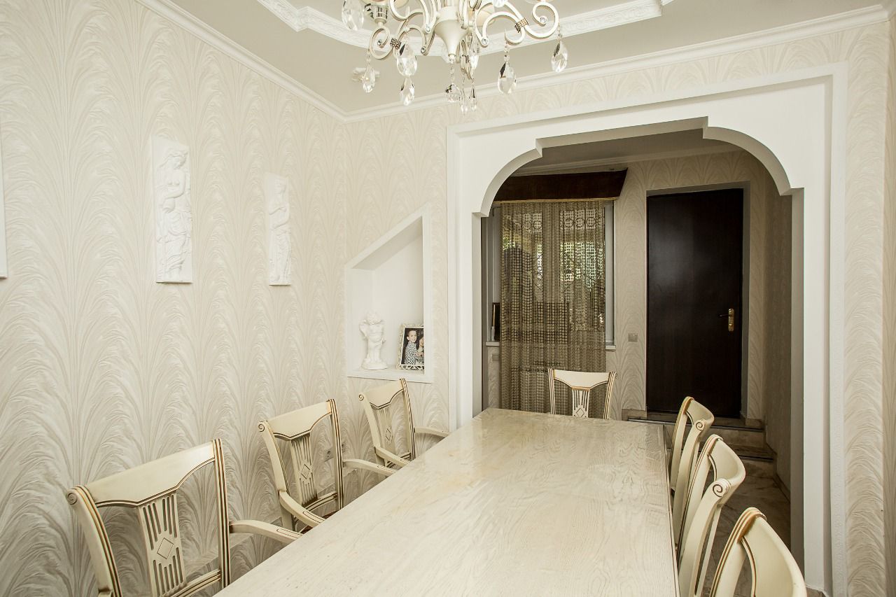 Просторный дом на Фабрициуса с ремонтом