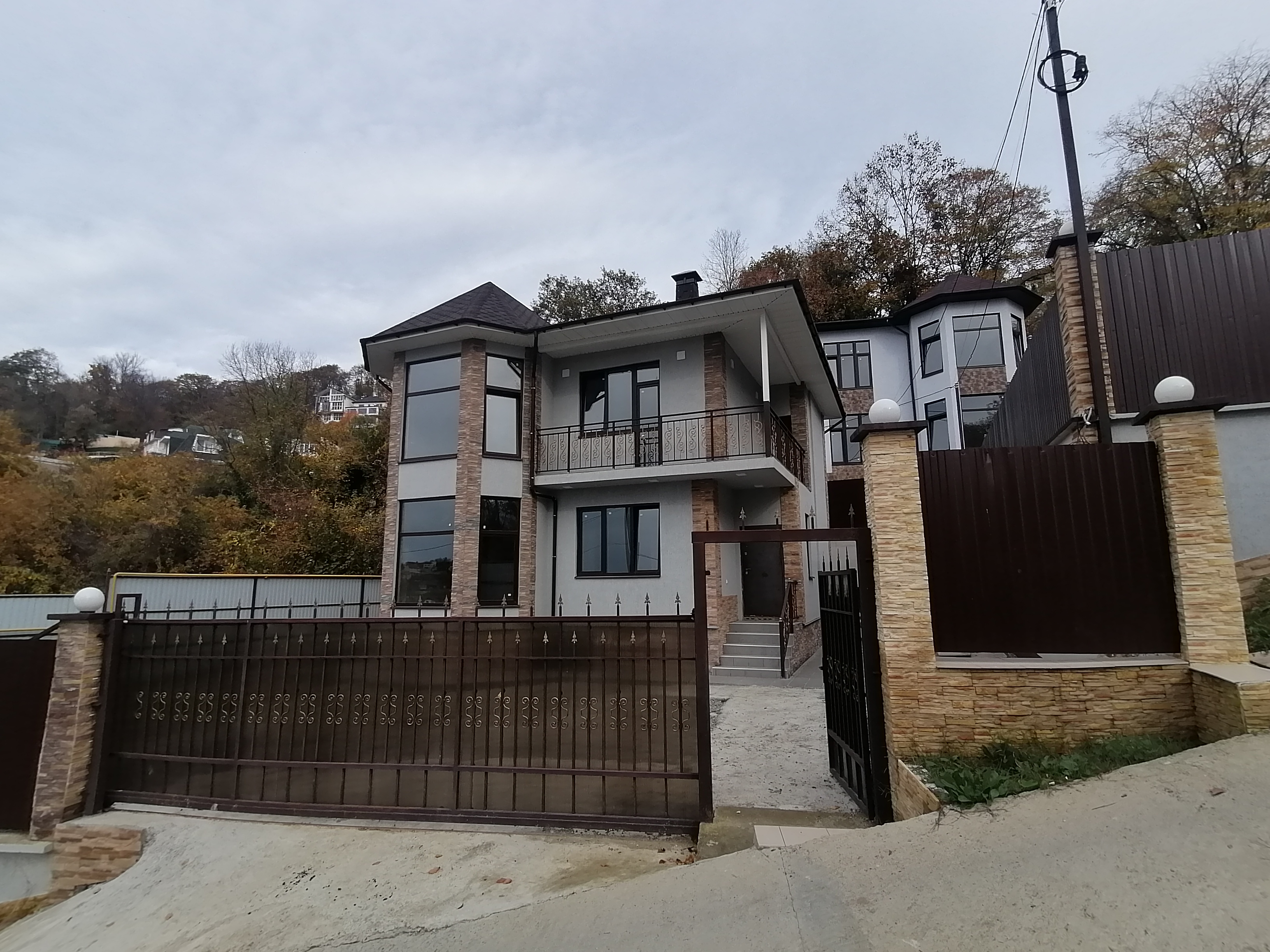 Уютный дом для семьи с видом на море. 