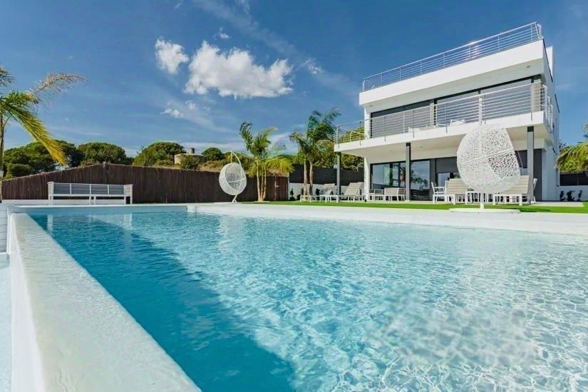 Роскошный особняк 280 кв.м. с панорамным видо...