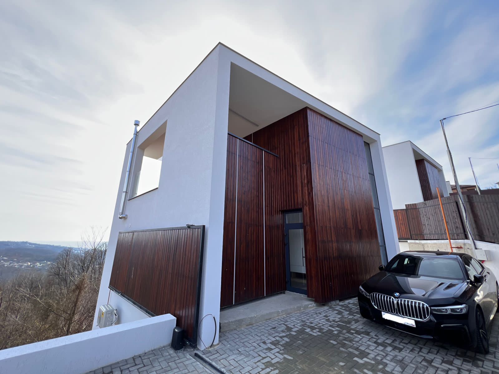 Дом с видом на море