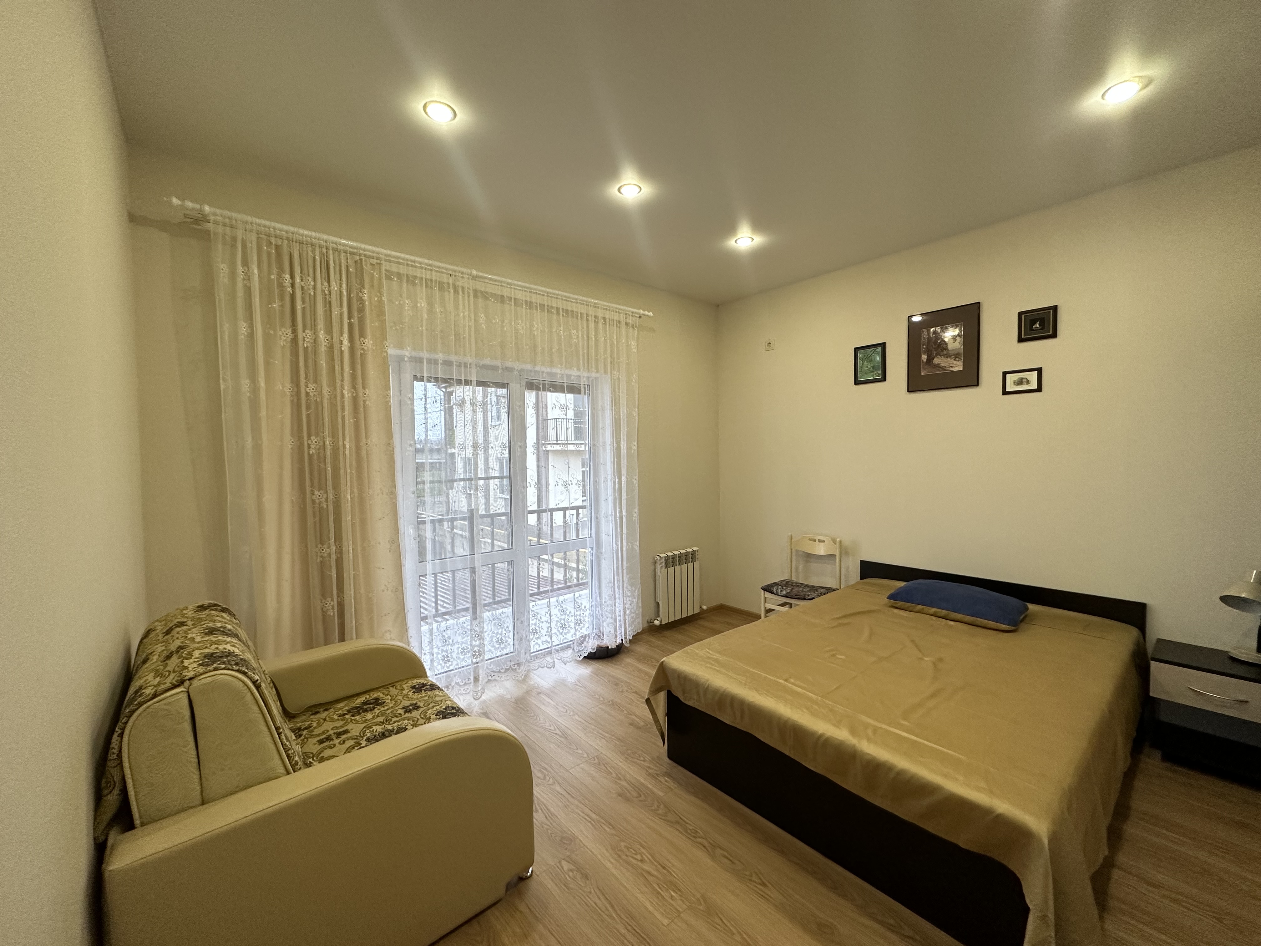 Дом с ремонтом и мебелью