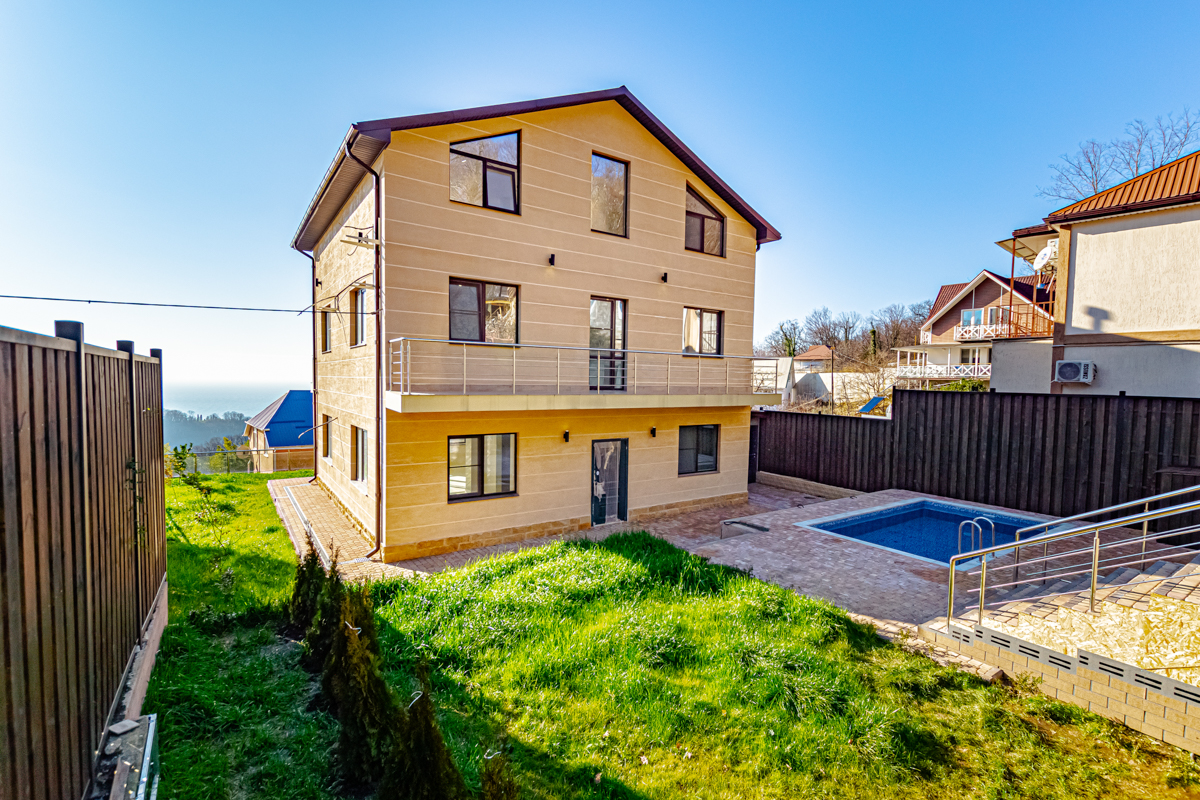 Уютный дом для большой семьи с шикарным видом...