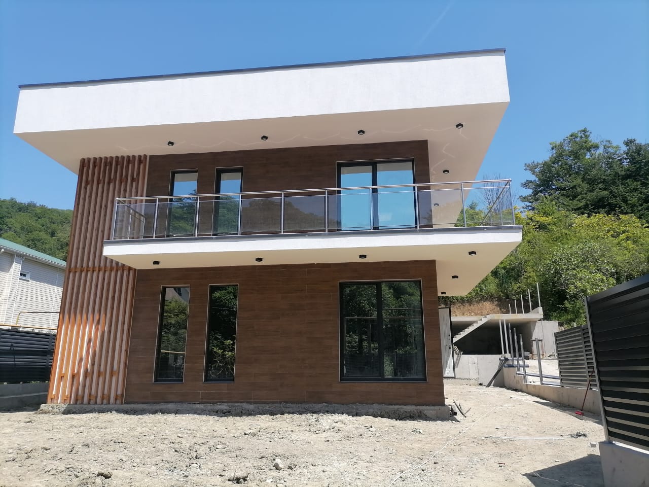 Дом Hi- tech на Мамайке