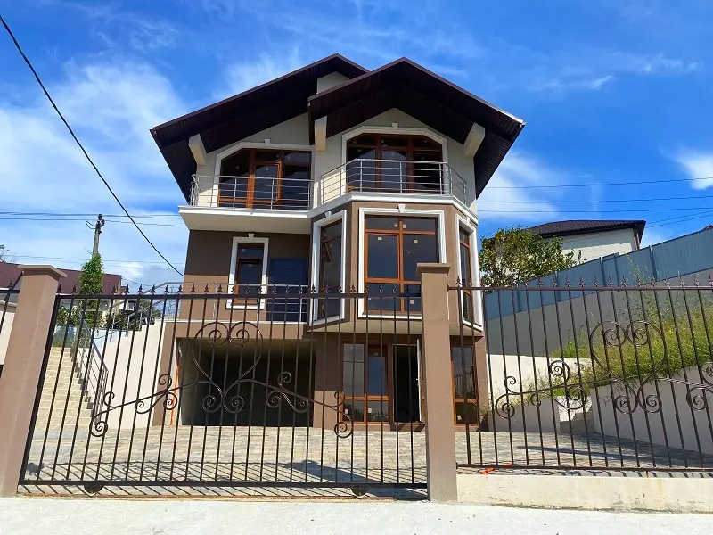 Дом с красивым видом