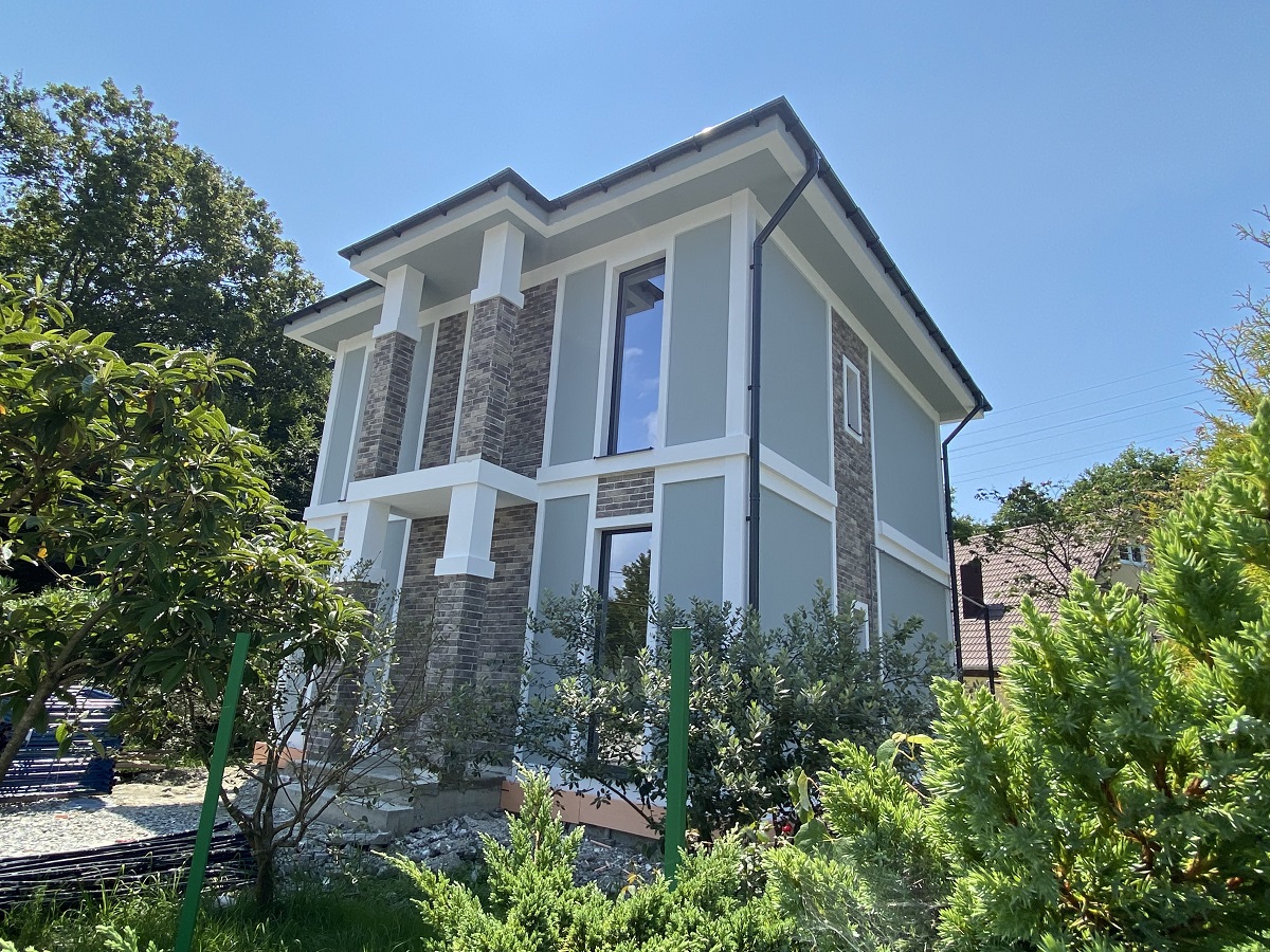 Новый дом в коттеджном поселке