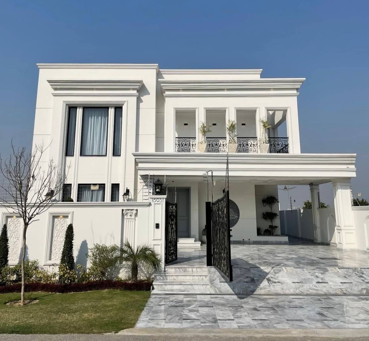 Вилла в классическом стиле в Золотом треуголь...