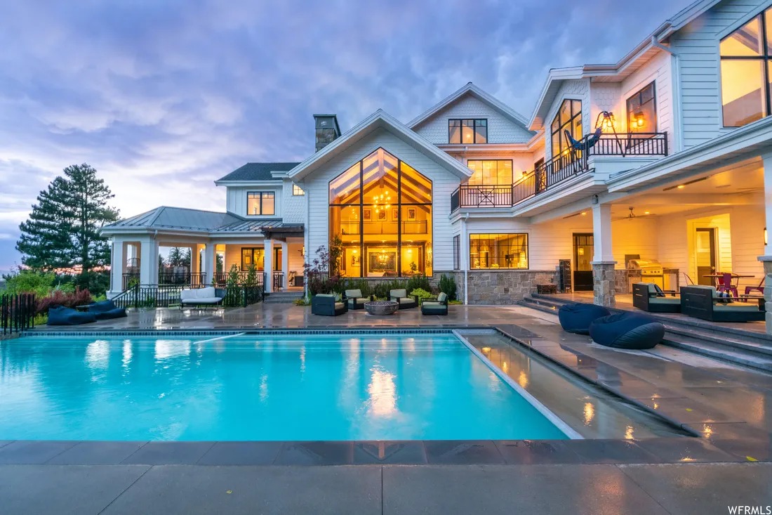 Вилла в Сочи с горах с видом на горы