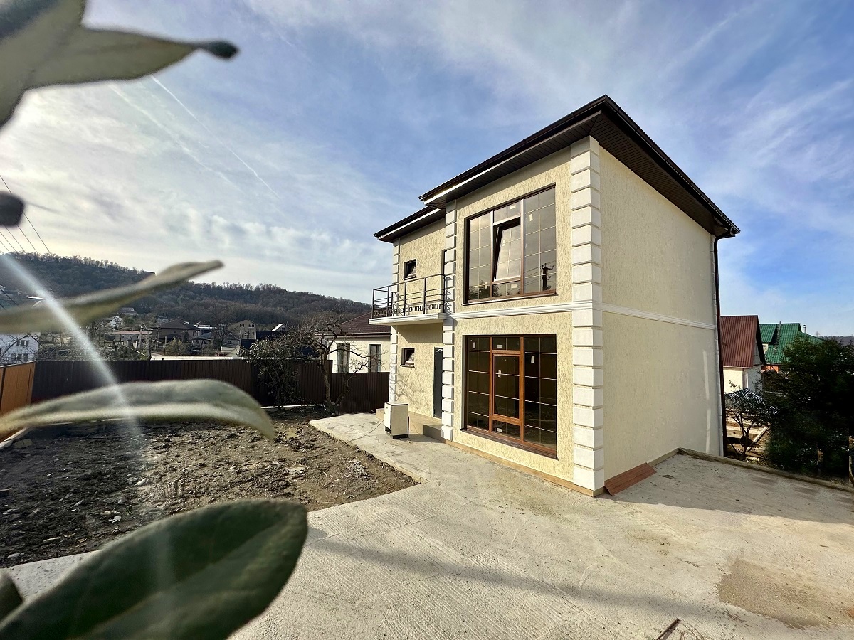 В продаже два новых дома