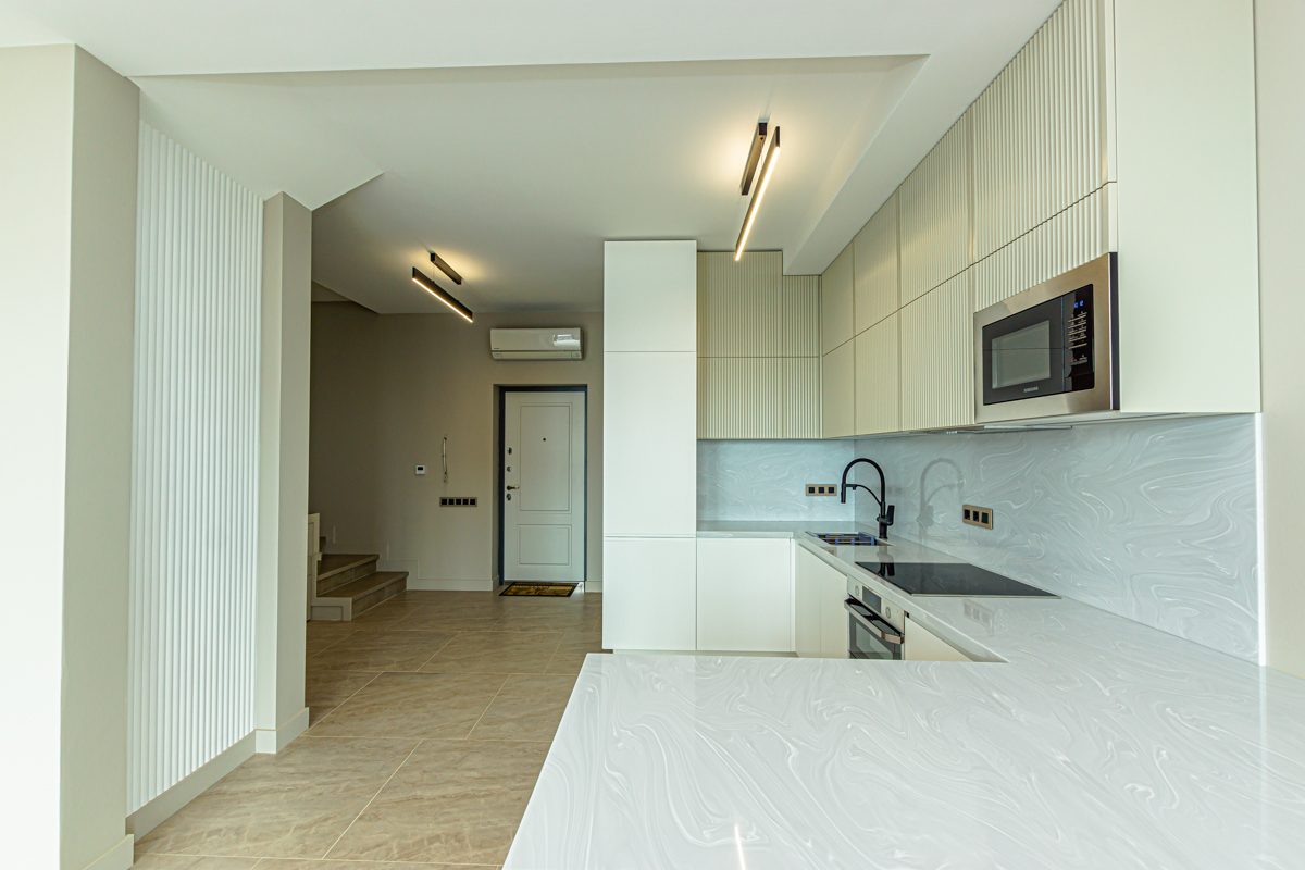 Продаю видовой дом в элитном районе Благодатн...