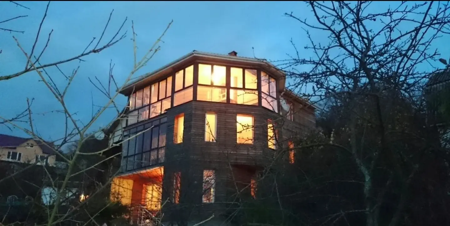 Дом с панорамным видом.