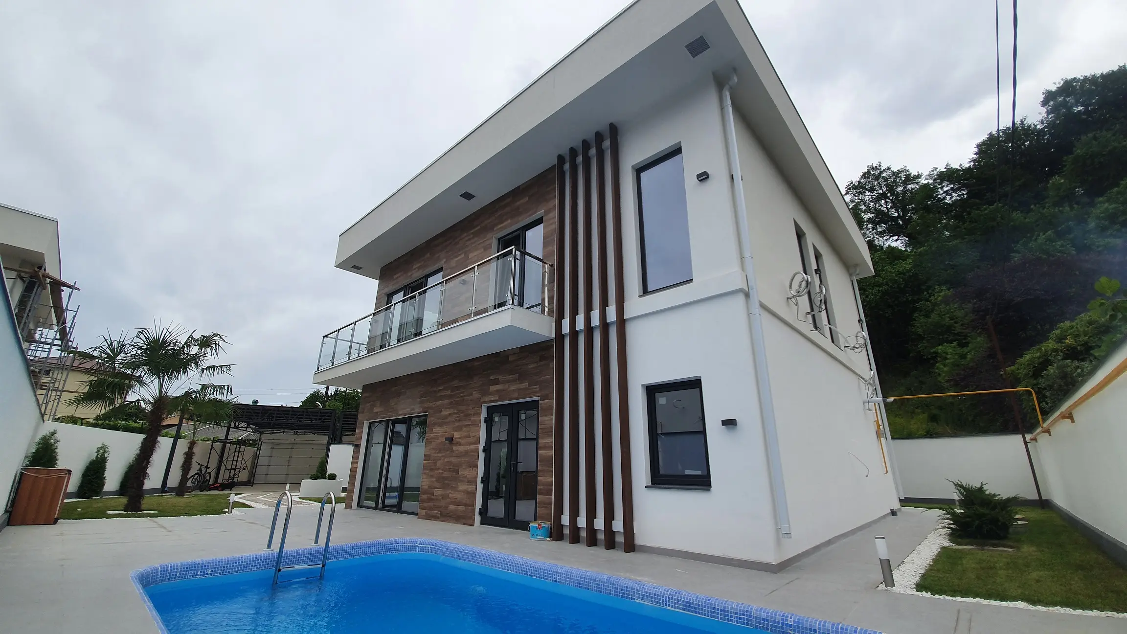 элитный коттедж