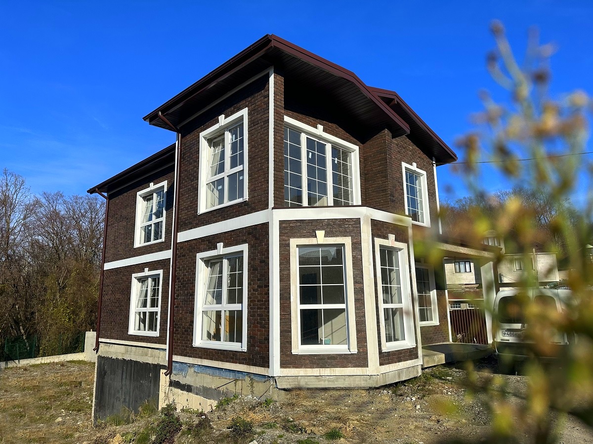 Дом на большом участке