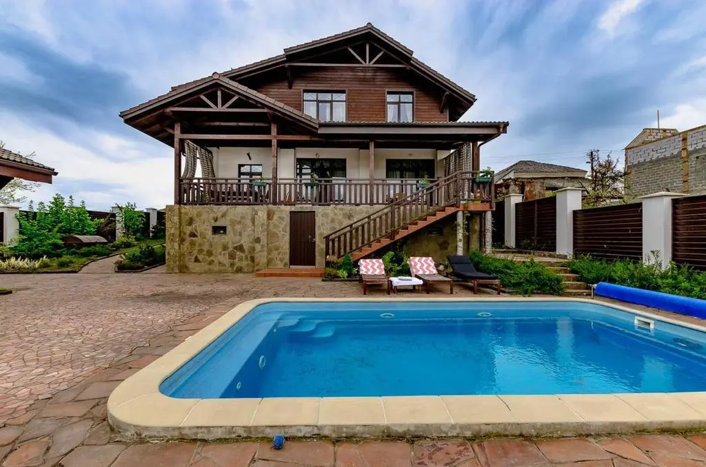 Роскошный коттедж в стиле "Шале"