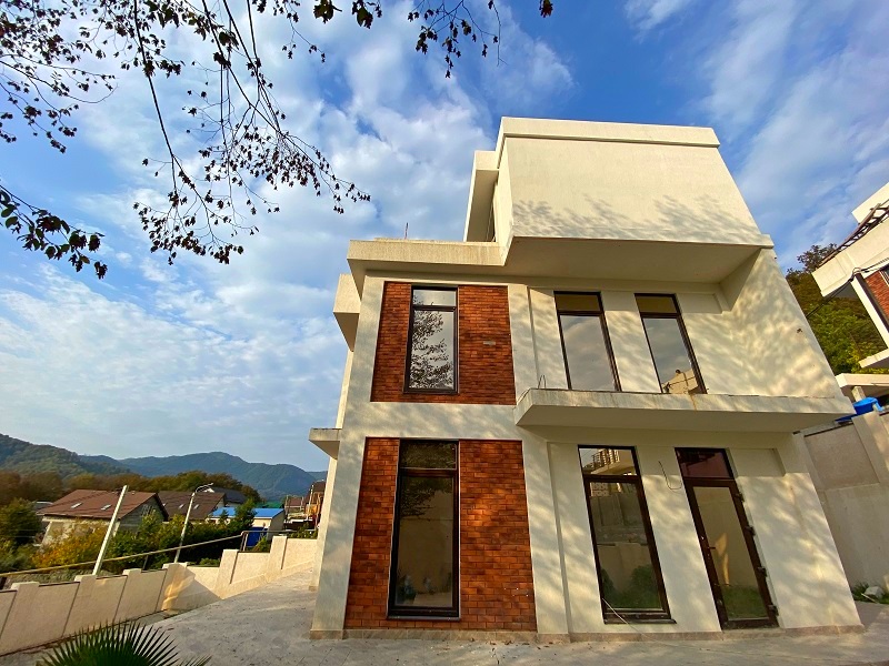 Новый дом в коттеджном поселке