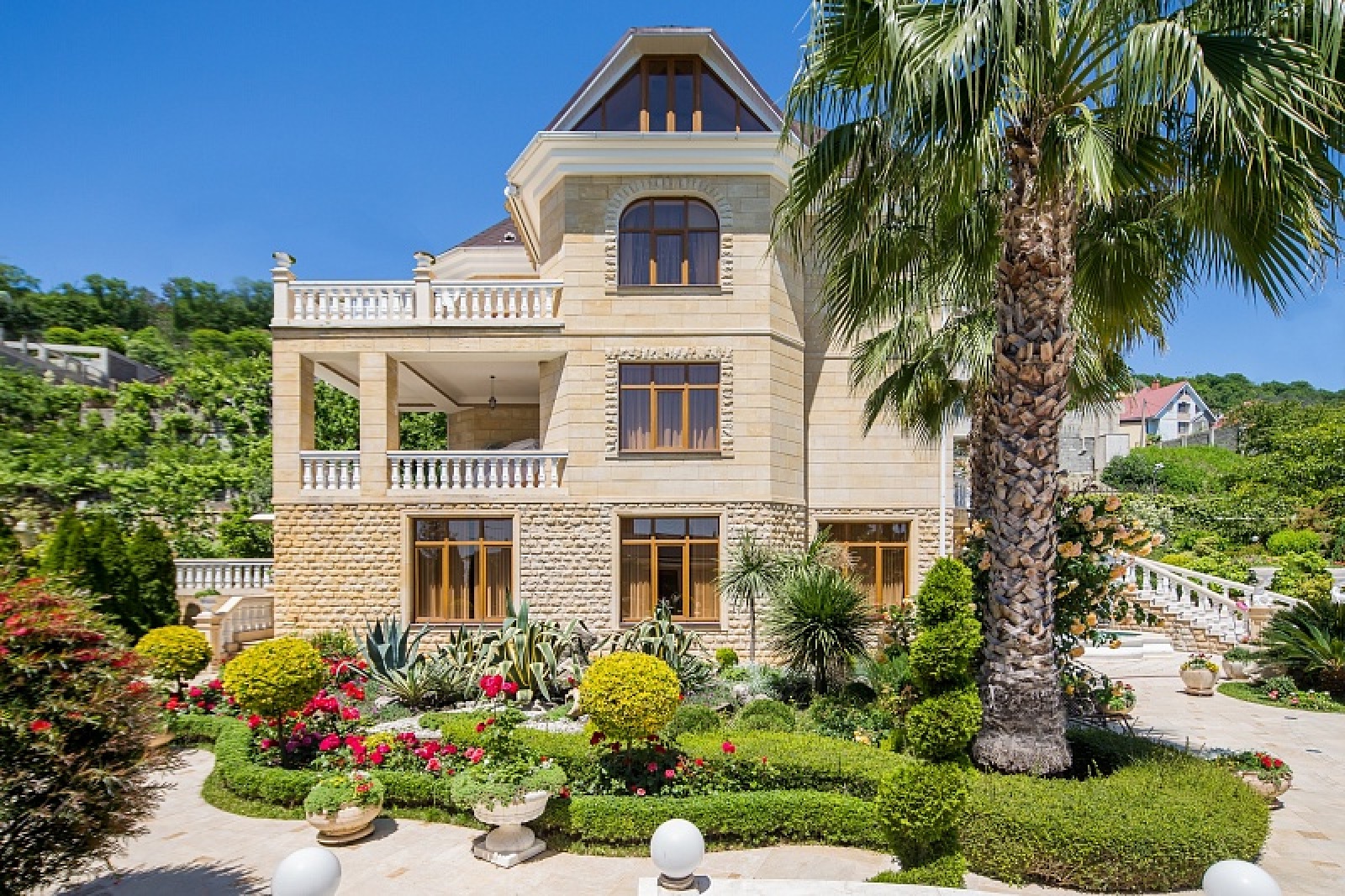 Элитное домовладение в Центре Сочи