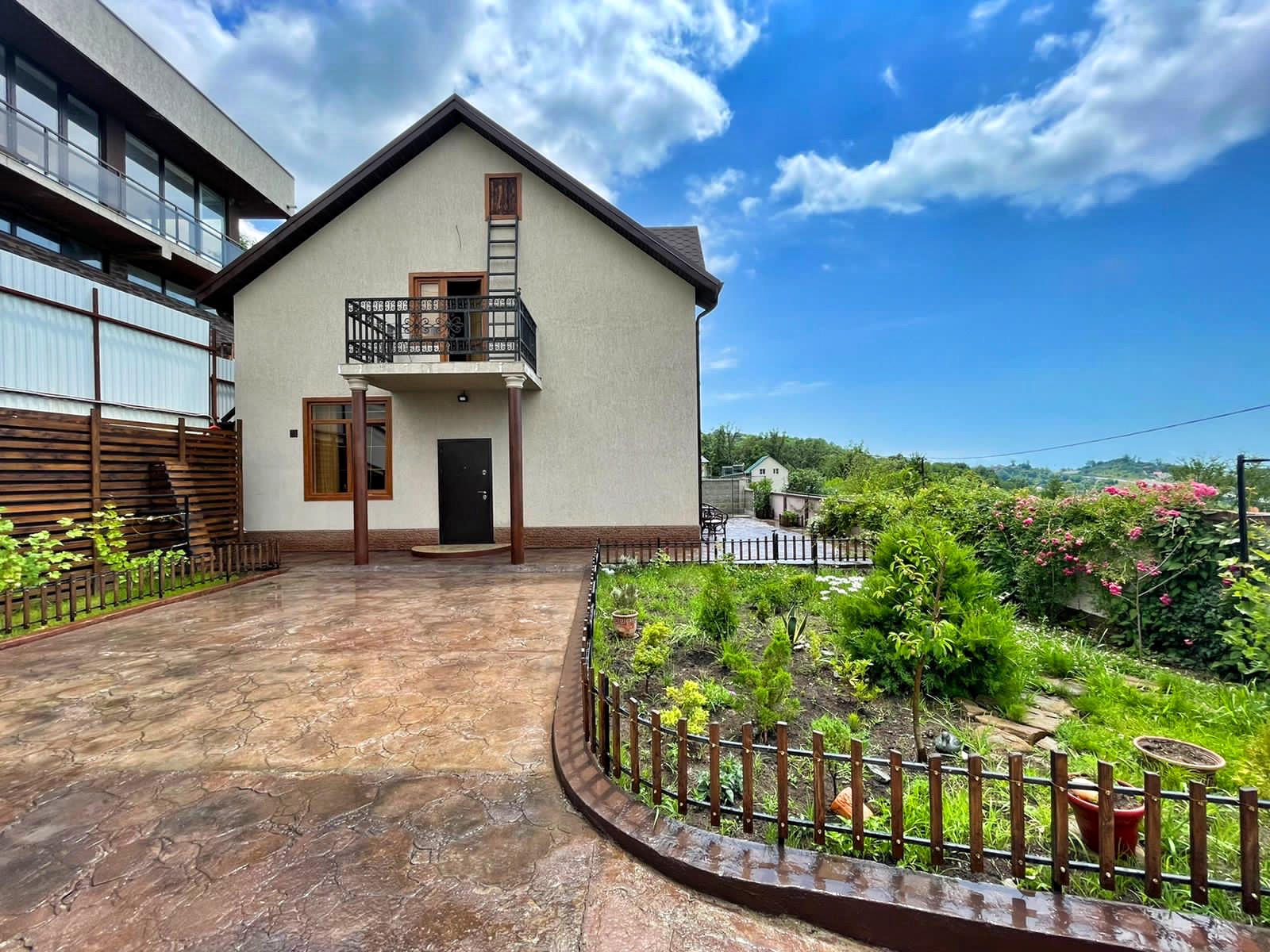 Уютный новый дом в Раздольном