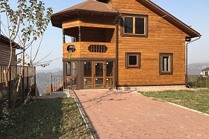 Шикарный коттедж из сибирского кедра