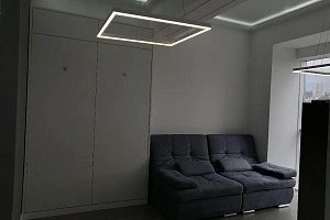 Студия с дизайнерским ремонтом