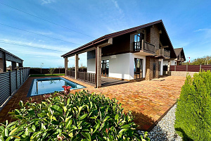 Дом у моря в Сириусе