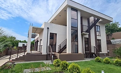 Домовладение Адлер