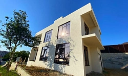 Новый поселок с видом на море