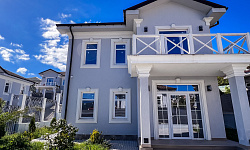 Дом с прекрасным видом на панораму Адлера