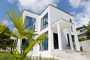 Дом с шикарным видом на море по цене двухкомн...