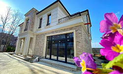 Элитный современный  коттедж 