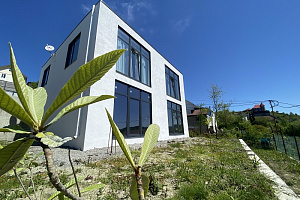 Дом с ремонтом и мебелью у моря