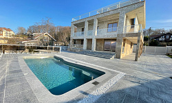 Роскошный двухэтажный дом